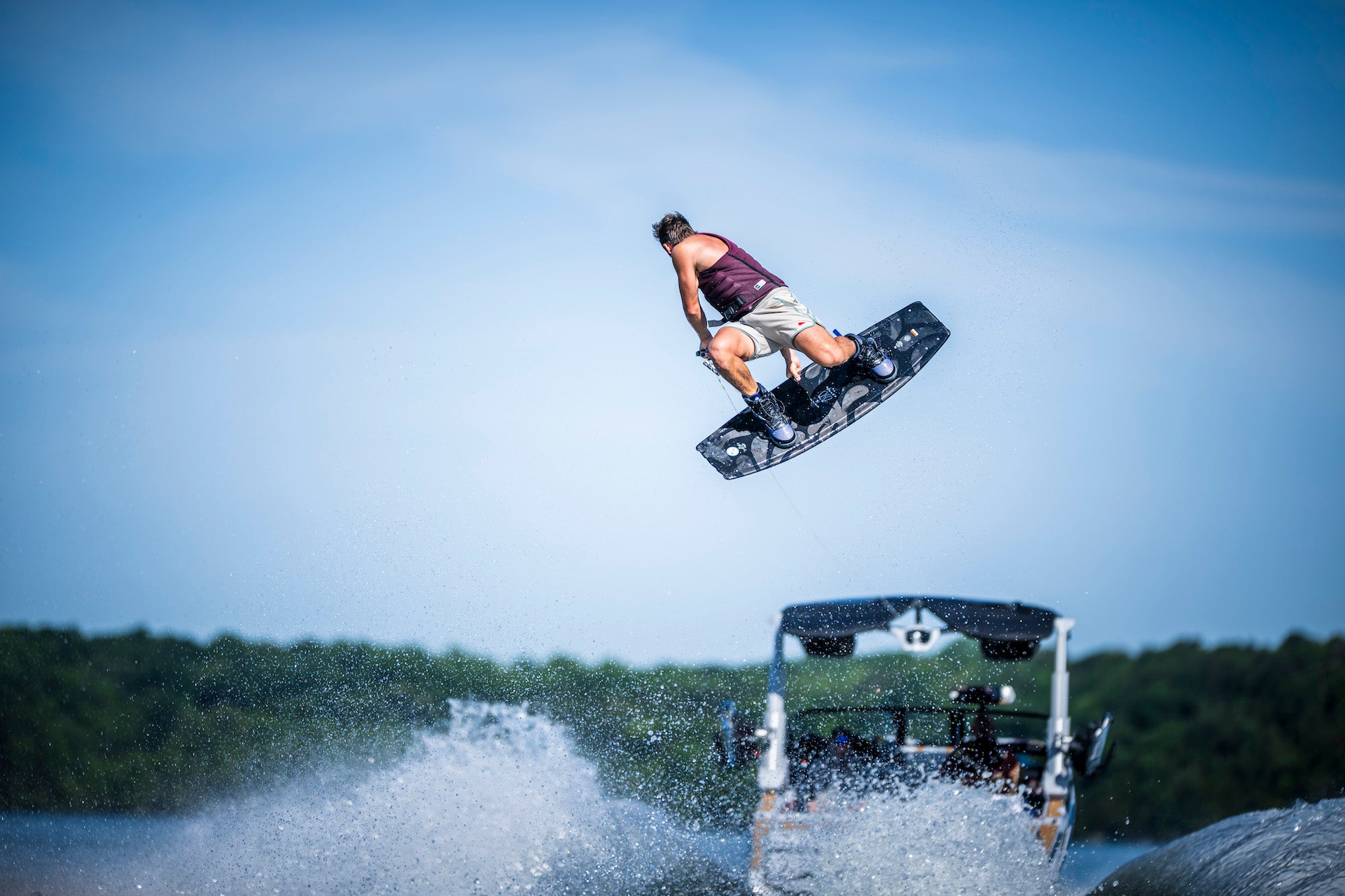 Hyperlite Wake